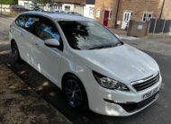 Peugeot 308 SW Amazing car road tax 20 a year, ULEZ complient. only 2 owners service History