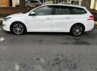 Peugeot 308 SW Amazing car road tax 20 a year, ULEZ complient. only 2 owners service History